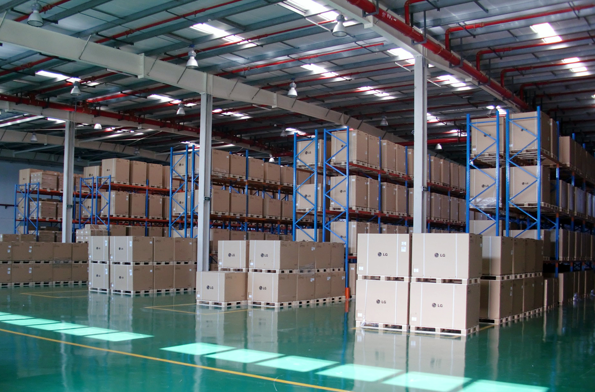 pantos_logistics_-_warehouse_picture
